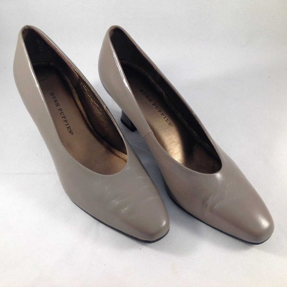 Hush Puppies Classic Womens Pumps  Taupe  Size 8.5N